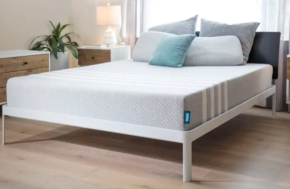 Leesa vs. Casper mattress - The redesigned Leesa mattress is the better choice