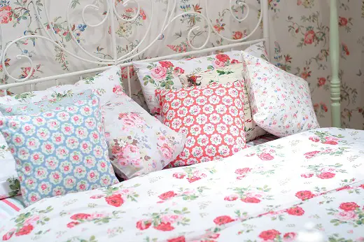 Floral Traditional Comforter Sets
