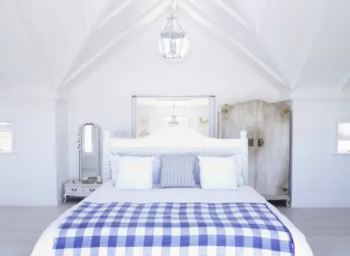 Checked Pattern Beach House Bedrooms