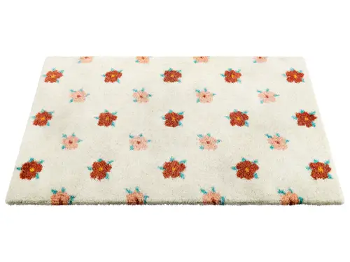 Farmhouse Bedroom Rug with Light Floral Pattern