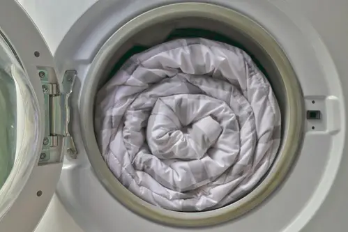 how to wash a weighted blanket