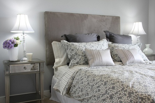 Traditional Classic Setting Bedrooms in Light Gray