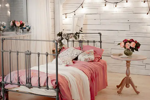 Vintage Rustic Bedrooms in Blush Pink 