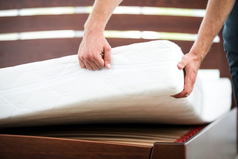 memory foam mattress sagging in the middle